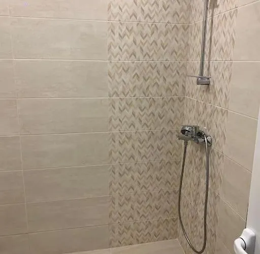 Nyaraló яна Szveti Vlasz